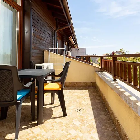 Mare Apartment *